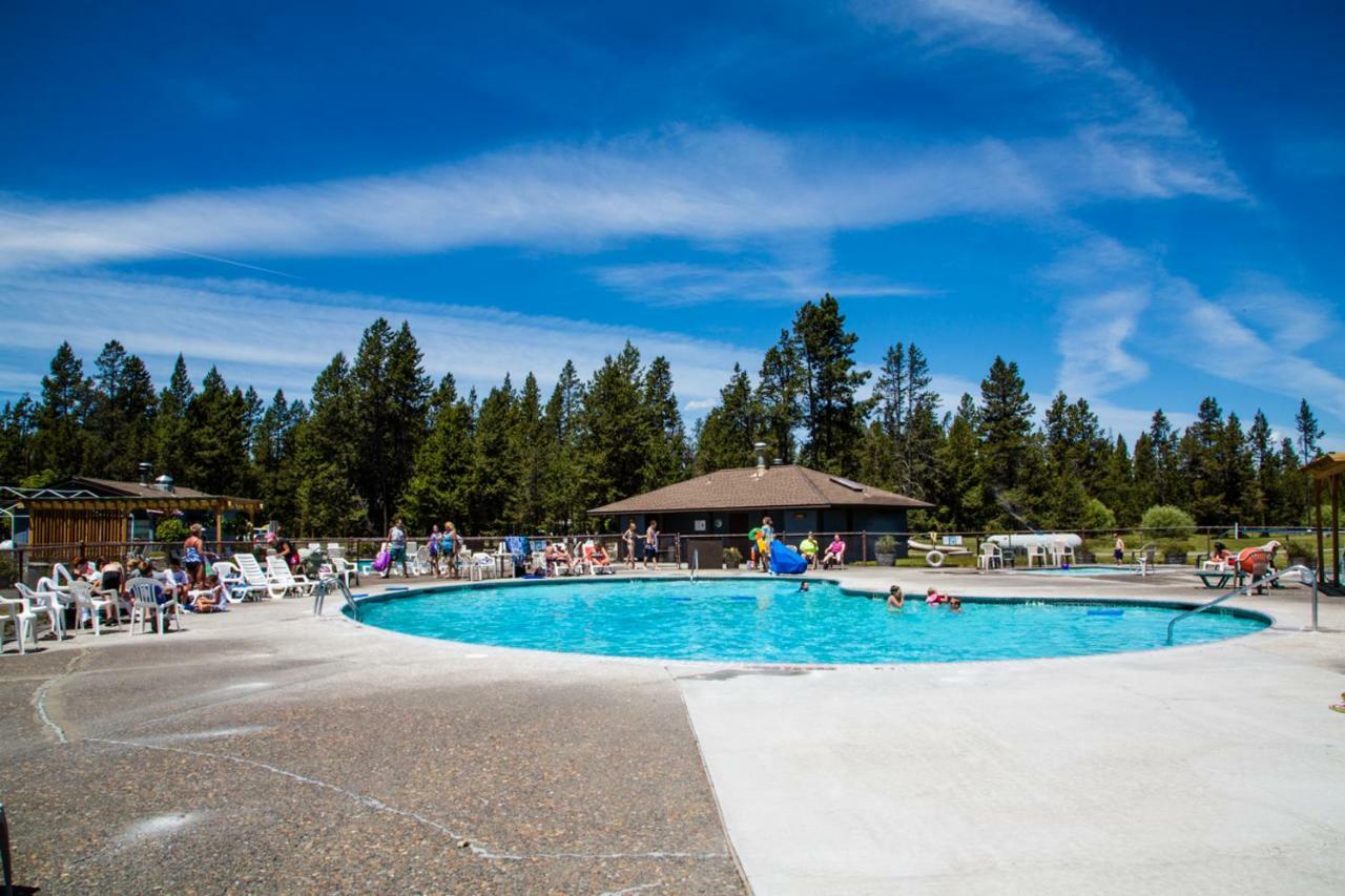 Bend-Sunriver Camping Resort Studio Cabin 6 Экстерьер фото
